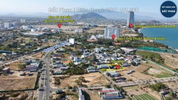 Gần 800m2 nhà + đất mặt tiền đường sát biển Phan Rang