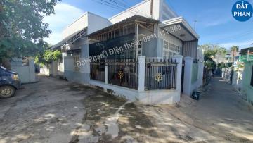 Nhà 2 mặt tiền vị trí đắc địa hẻm đường Ngô Gia Tự Phường Đài Sơn